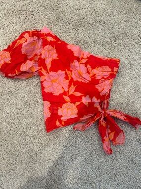 Vestique Women’s Red Floral One-Shoulder Tie-Waist Top